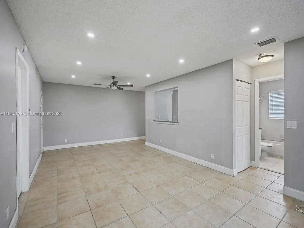 12079 Royal Palm Blvd, #8I