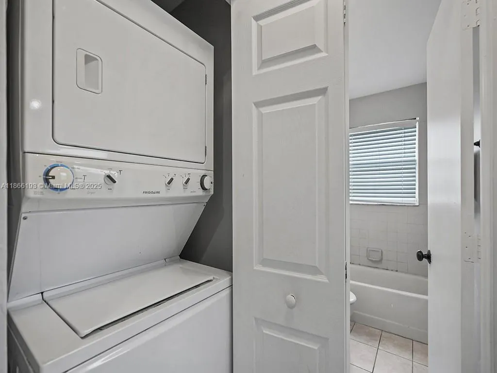 12079 Royal Palm Blvd, #8I