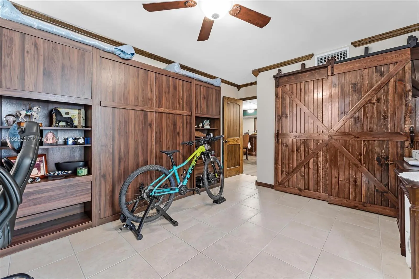 1500 S Ocean Dr, #2G