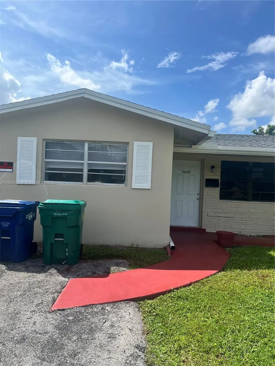 5620 NW 14th St, #5620