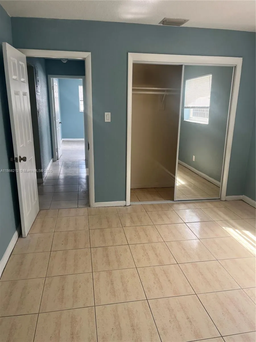 5620 NW 14th St, #5620