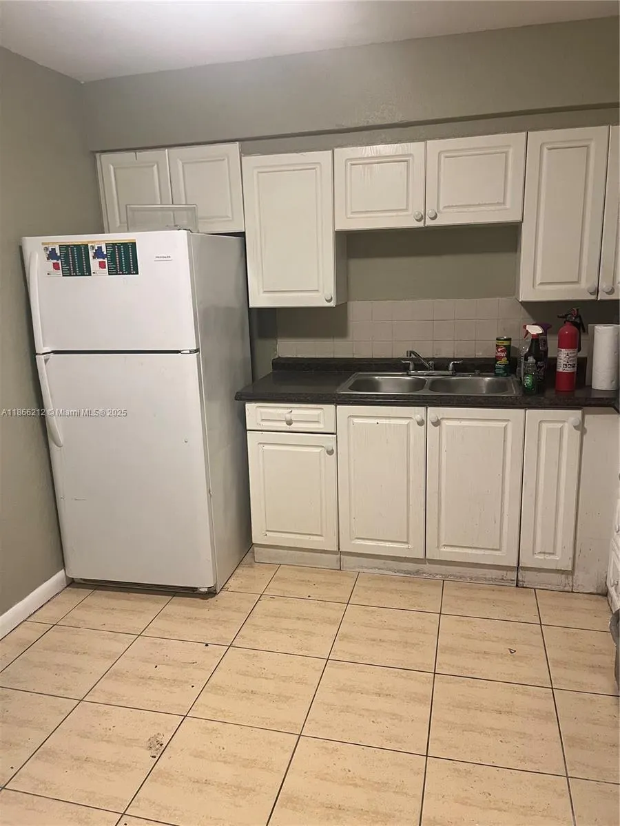 5620 NW 14th St, #5620
