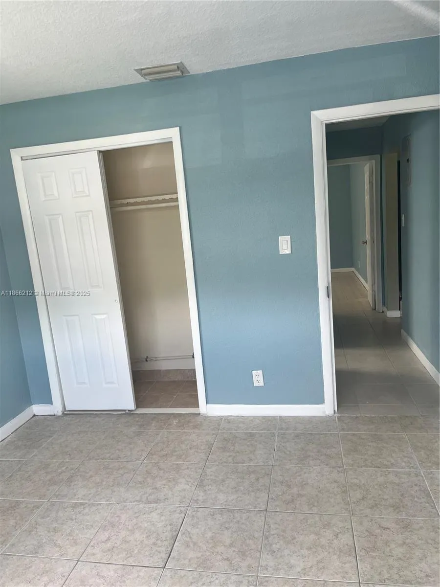 5620 NW 14th St, #5620