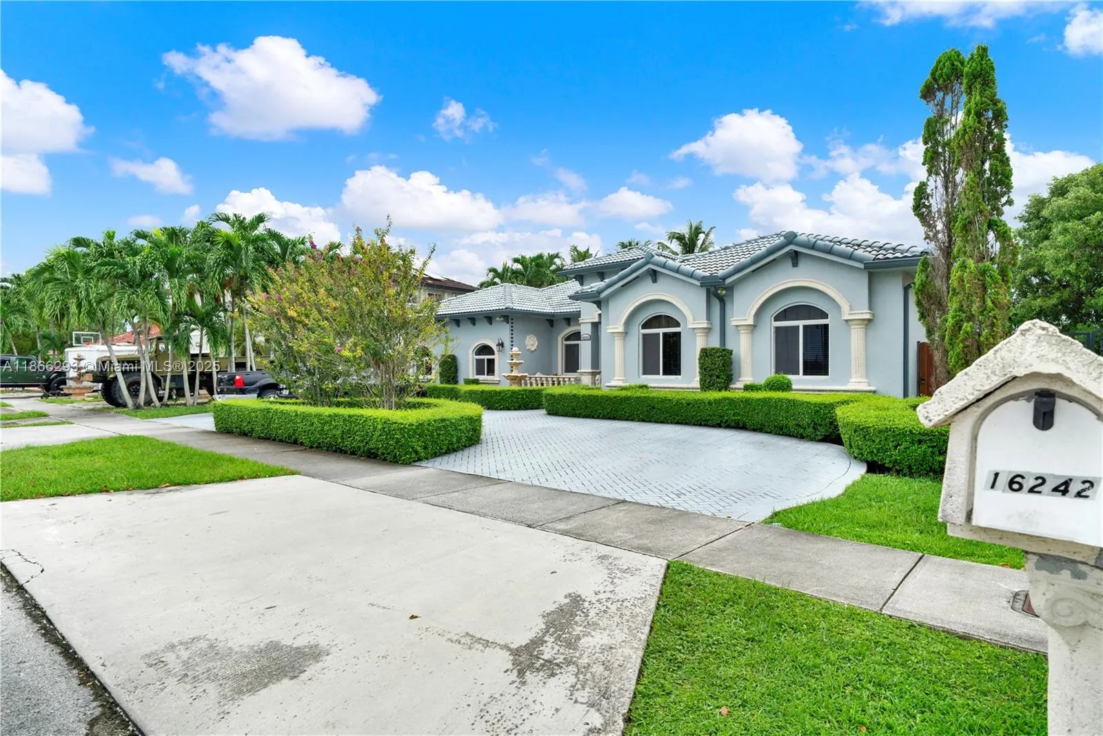 16242 SW 42nd Ter