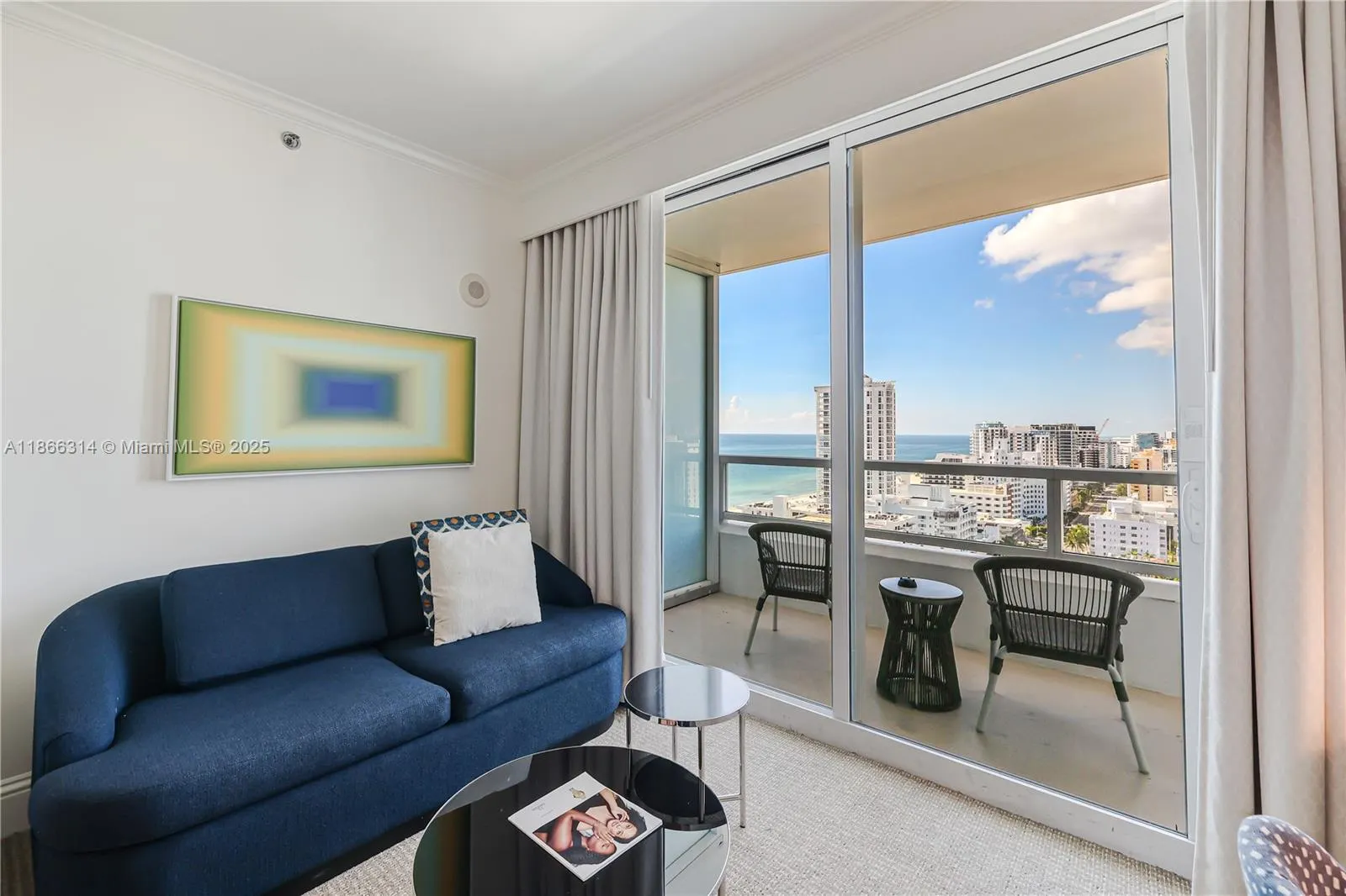 4401 Collins Ave, #2010
