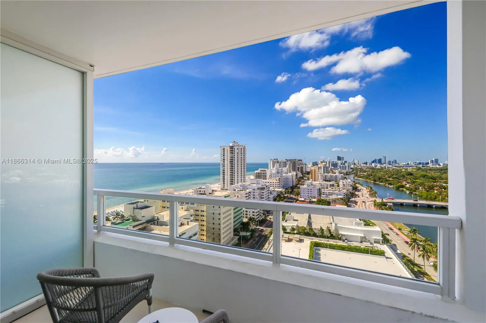 4401 Collins Ave, #2010