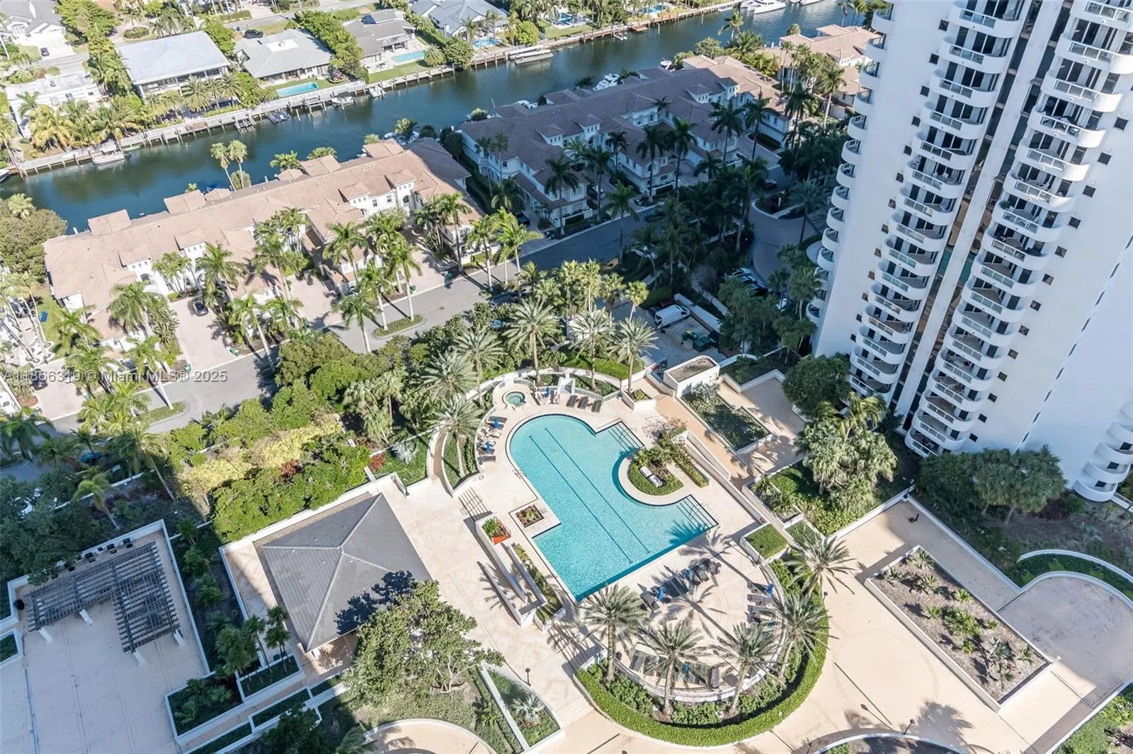 21205 Yacht Club Dr, #3001