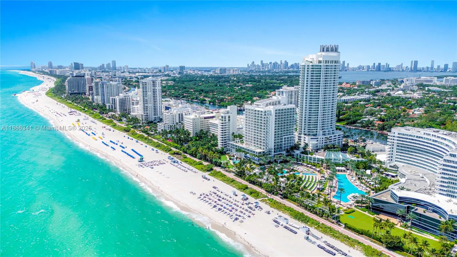 4391 Collins Ave, #803
