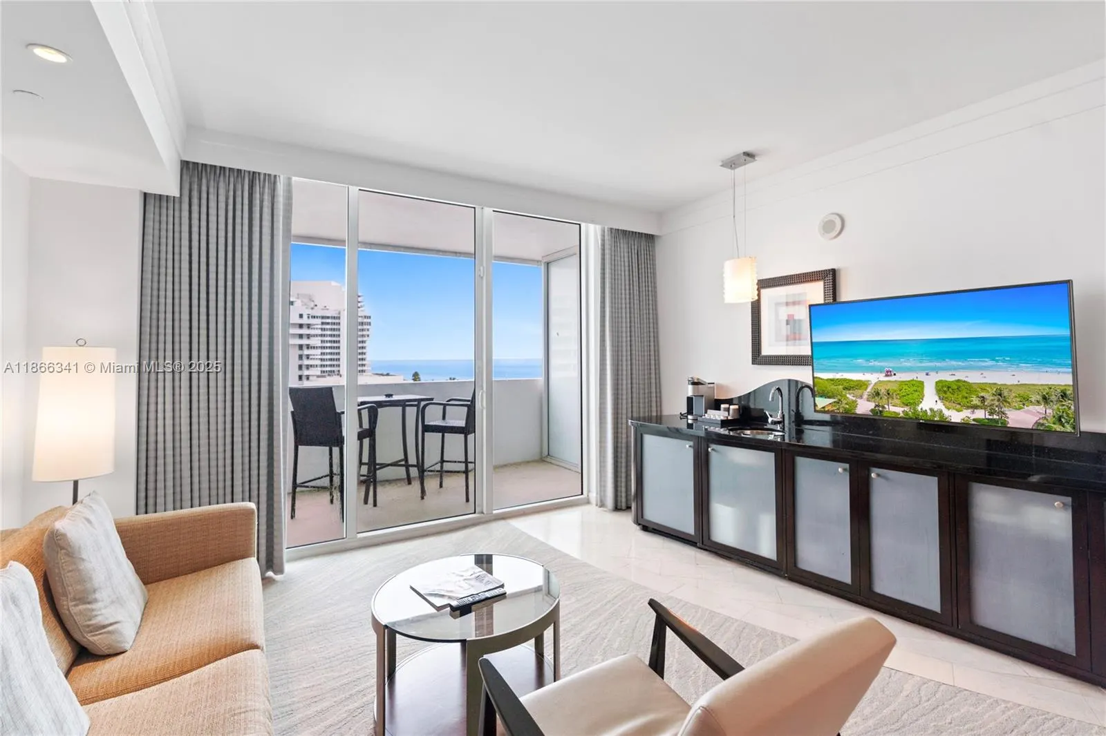 4391 Collins Ave, #803