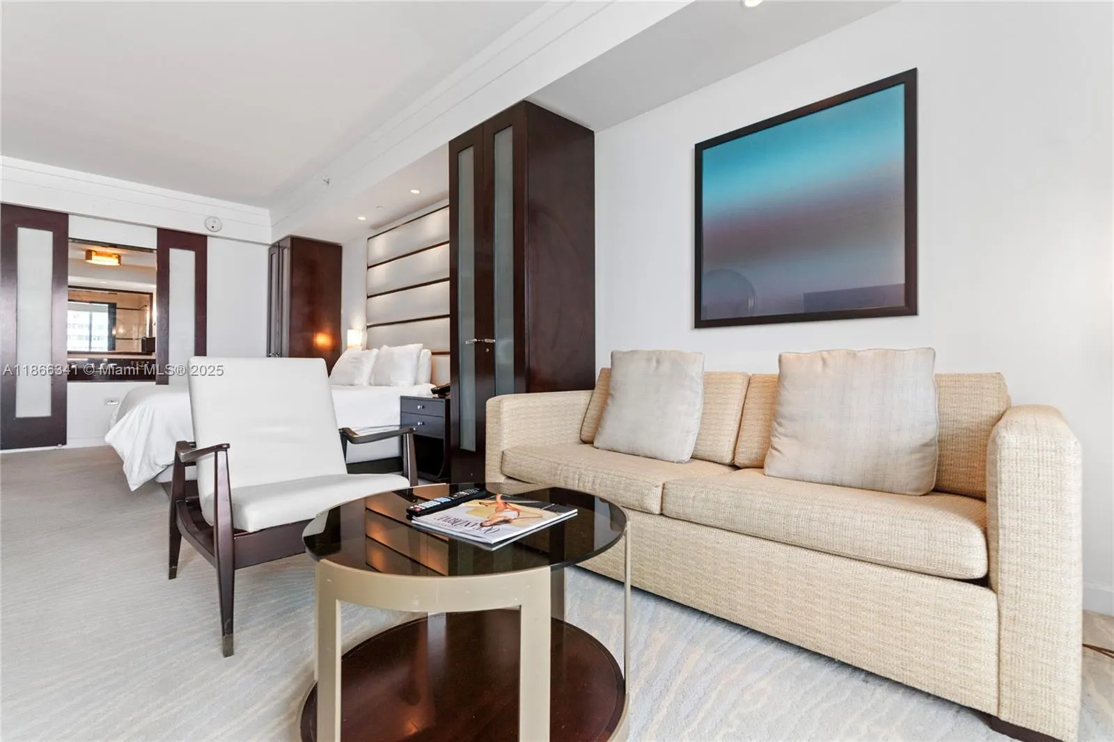 4391 Collins Ave, #803