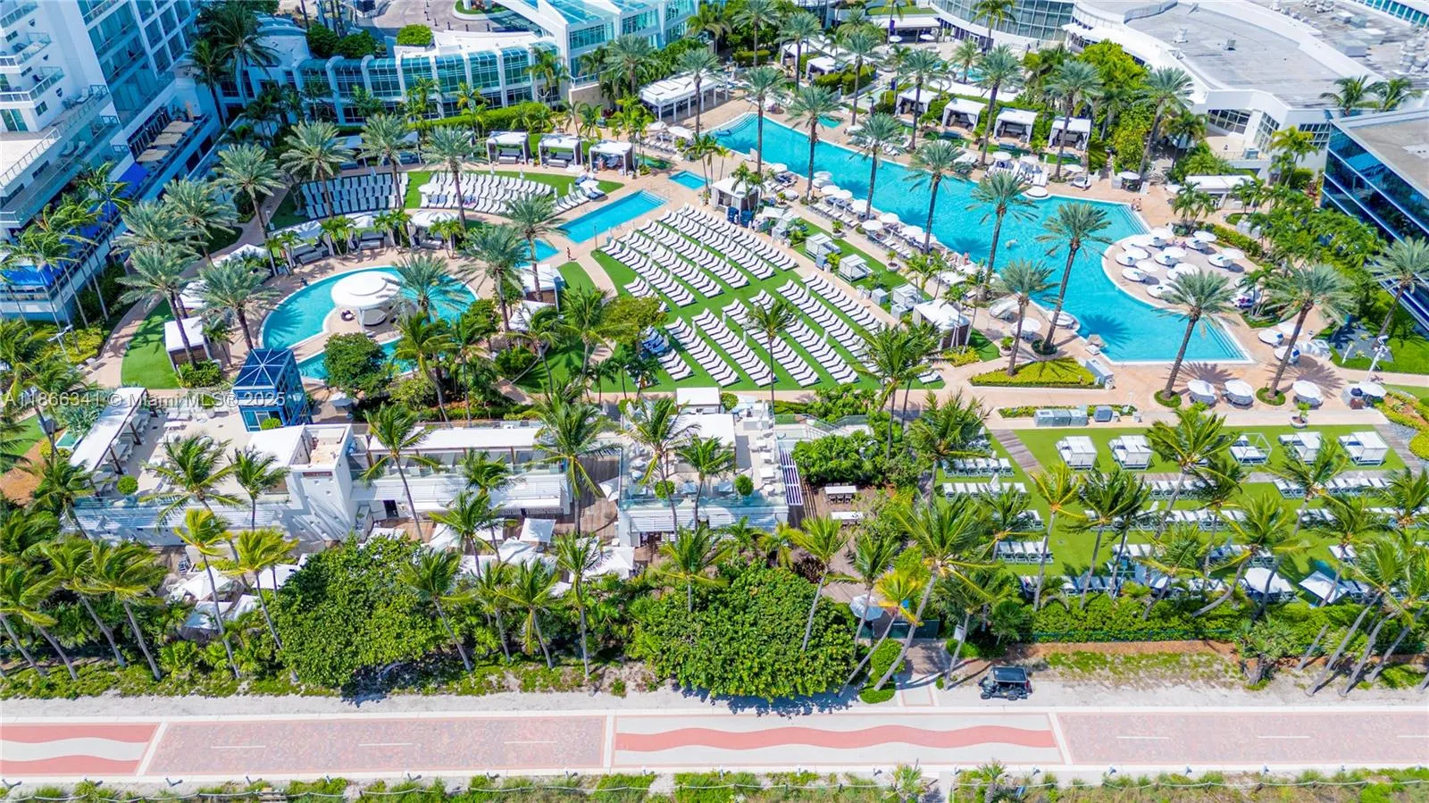 4391 Collins Ave, #803