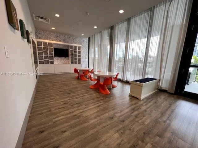 5300 Paseo Blvd, #607