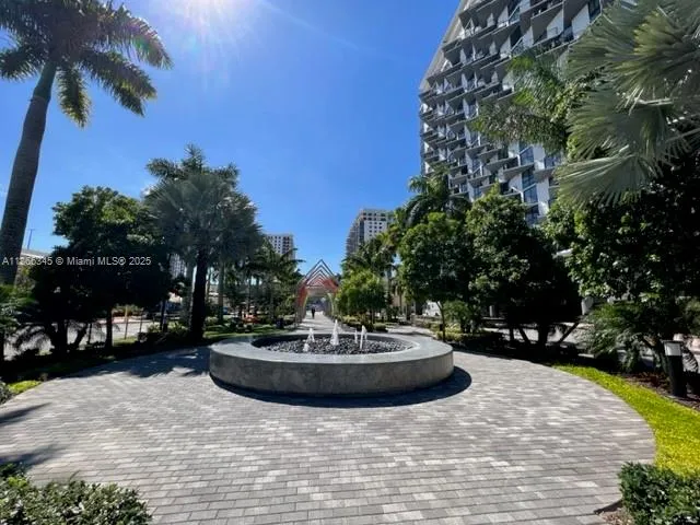 5300 Paseo Blvd, #607
