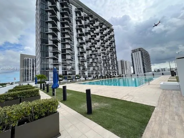 5300 Paseo Blvd, #607