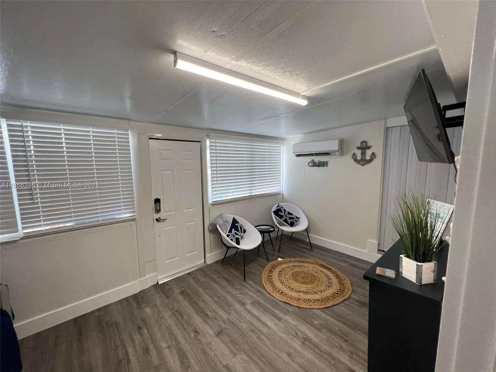 325 Calusa St #499