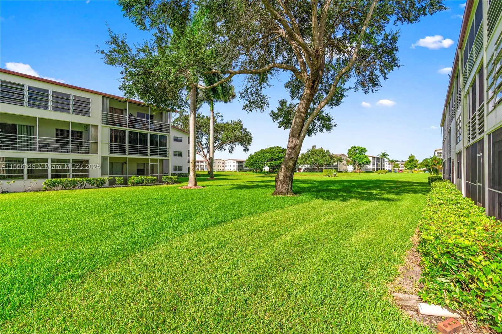 555 N Fanshaw  N, #555