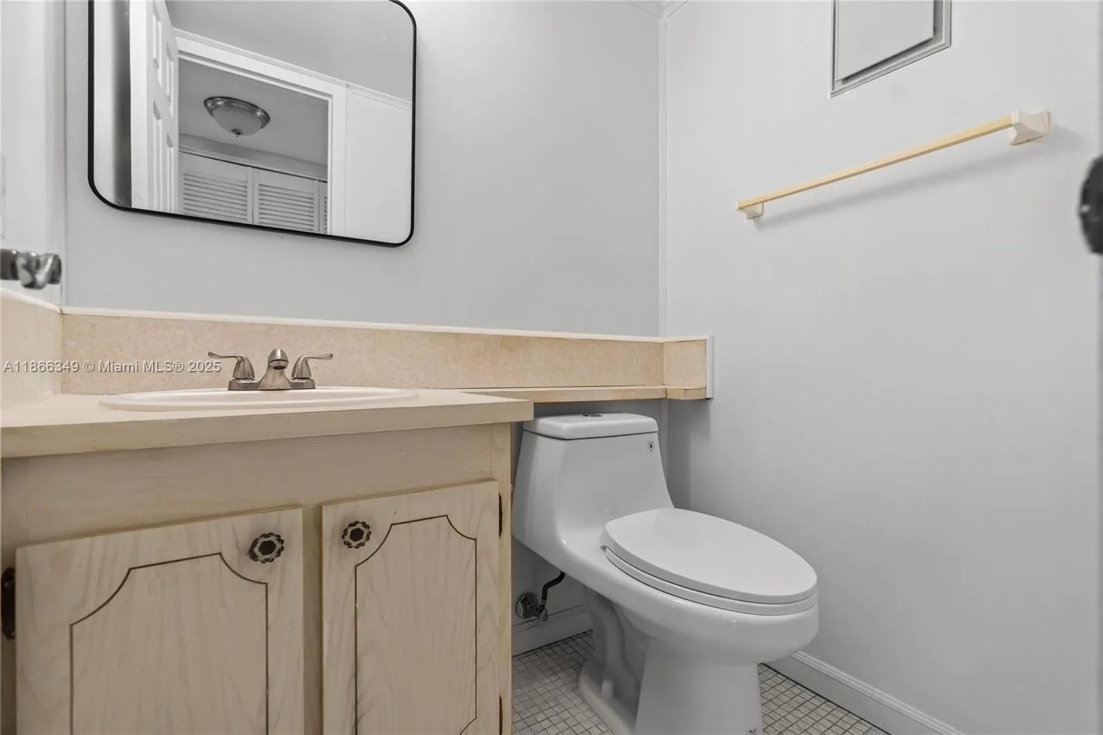 555 N Fanshaw  N, #555