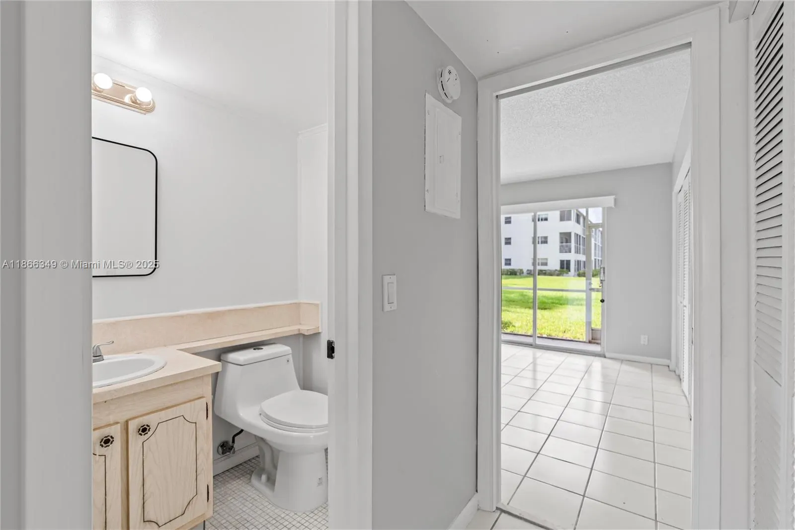 555 N Fanshaw  N, #555