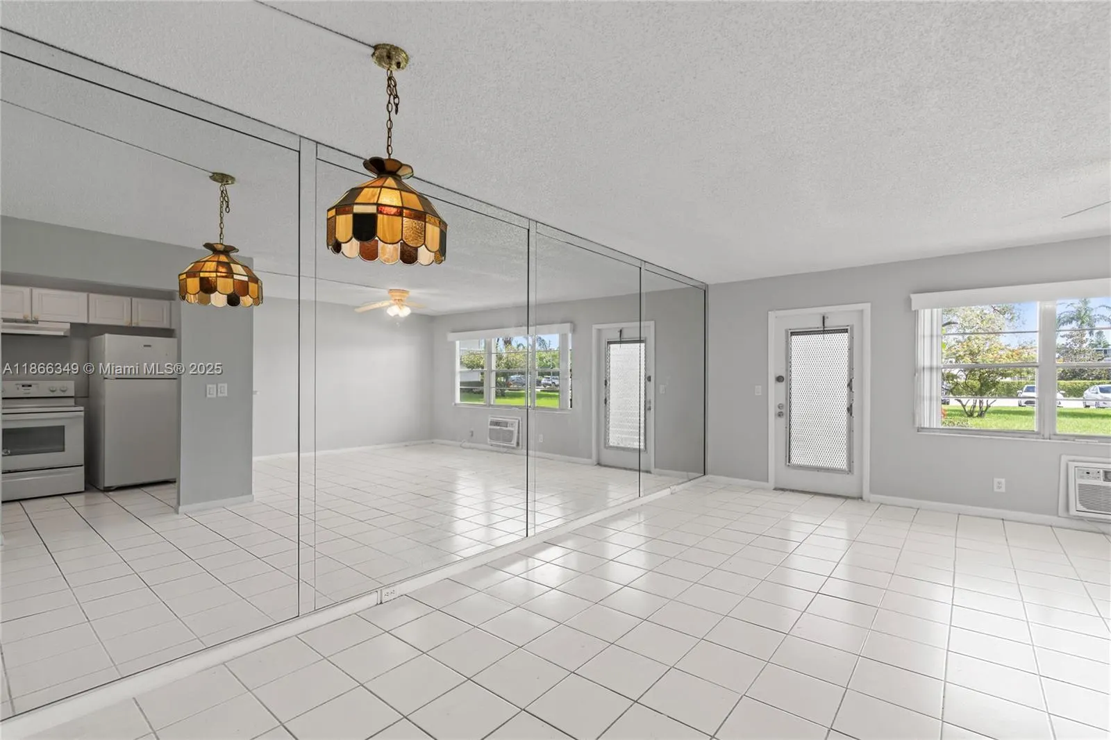 555 N Fanshaw  N, #555