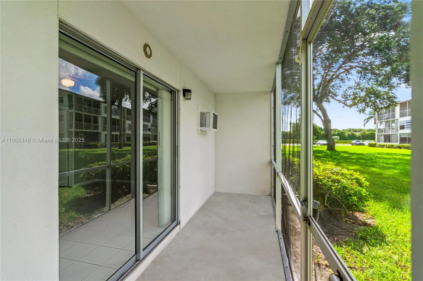 555 N Fanshaw  N, #555