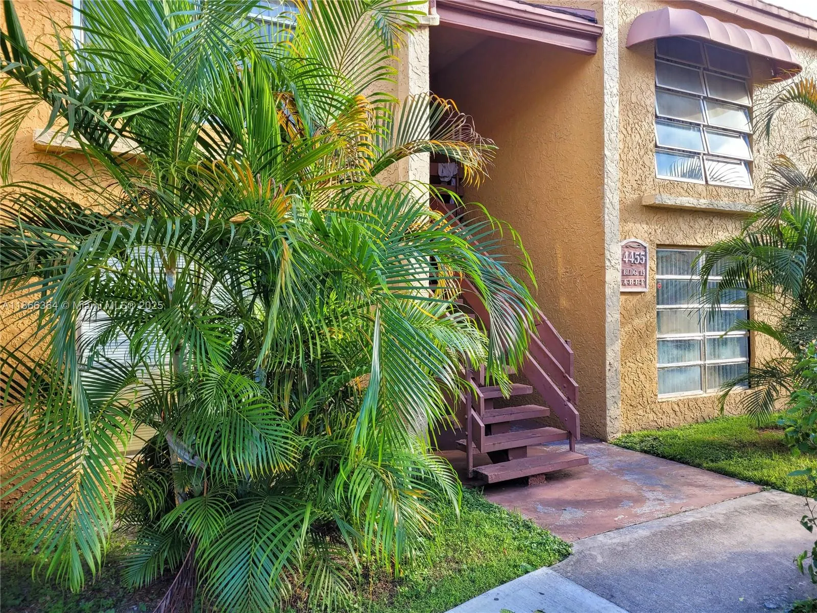 4455 Treehouse Ln, #A