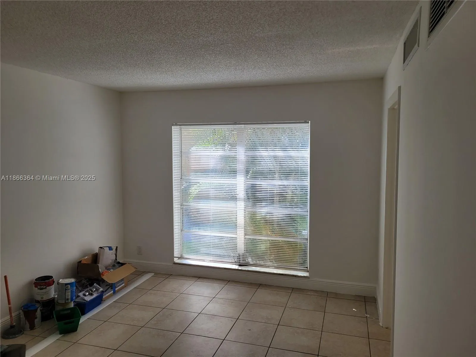 4455 Treehouse Ln, #A