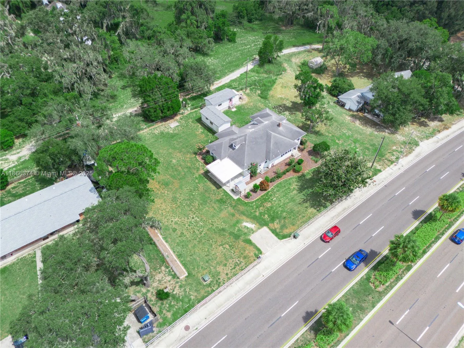 1070 S Lake Shore Way