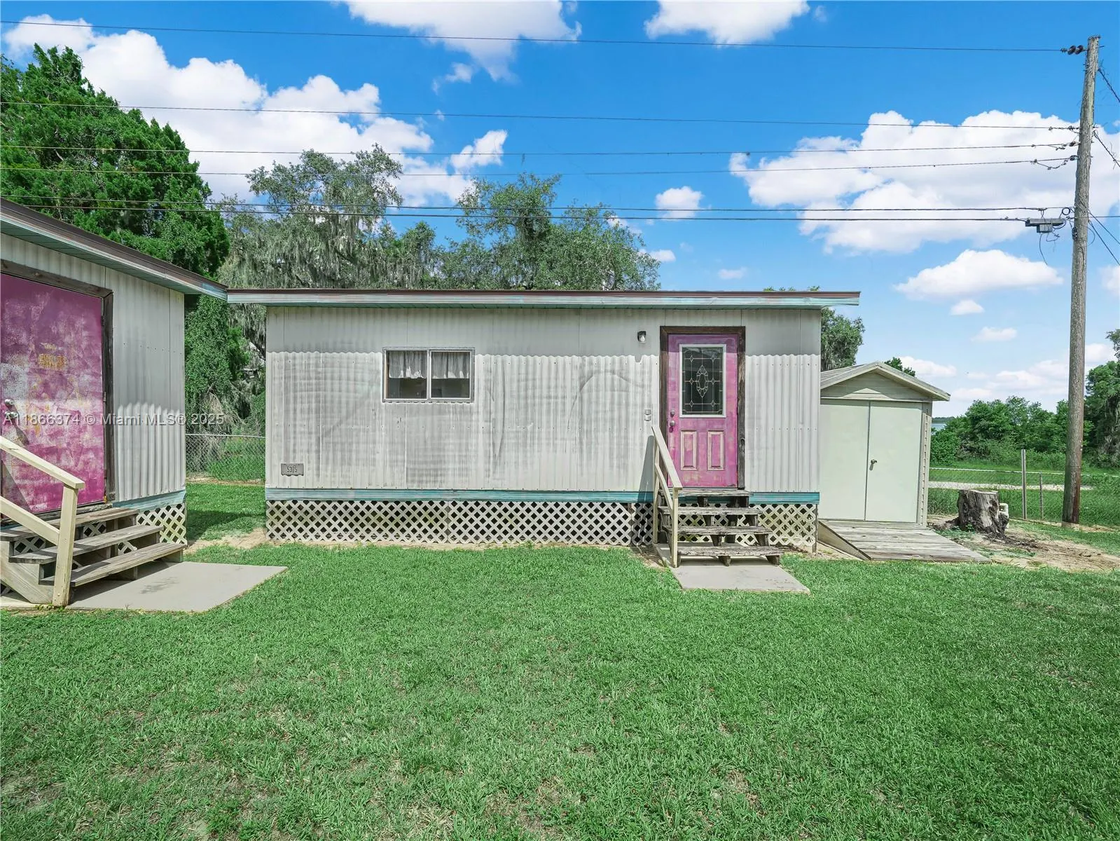 1070 S Lake Shore Way