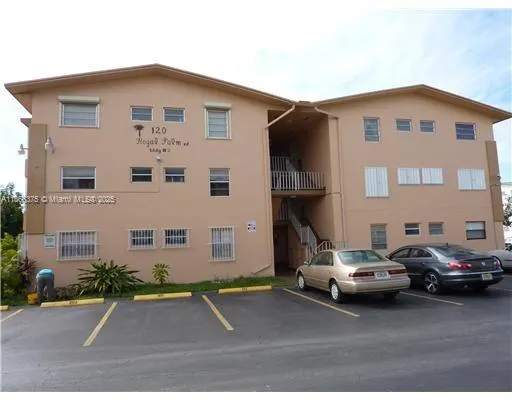 120 ROYAL PALM RD, #209