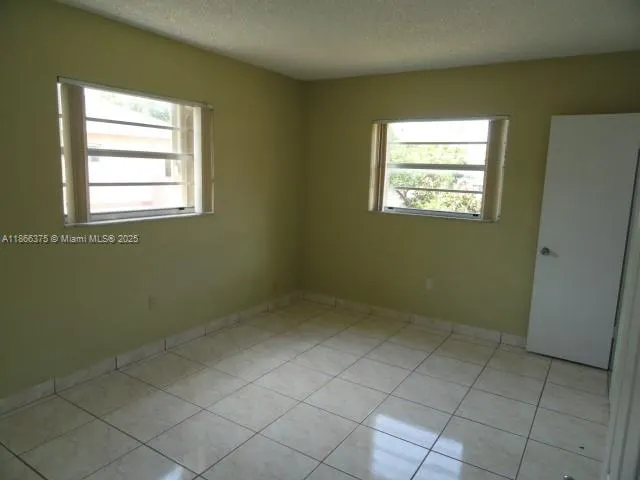 120 ROYAL PALM RD, #209