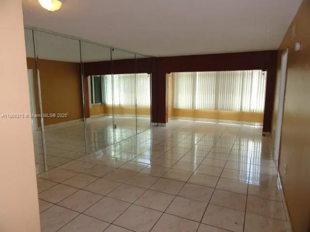 120 ROYAL PALM RD, #209