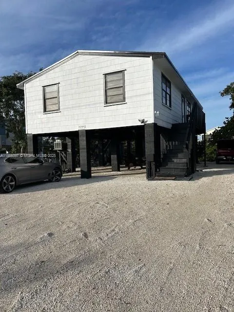 74 Pelican Ln