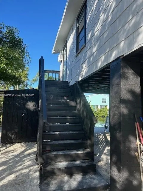 74 Pelican Ln
