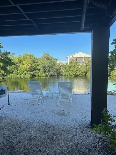 74 Pelican Ln