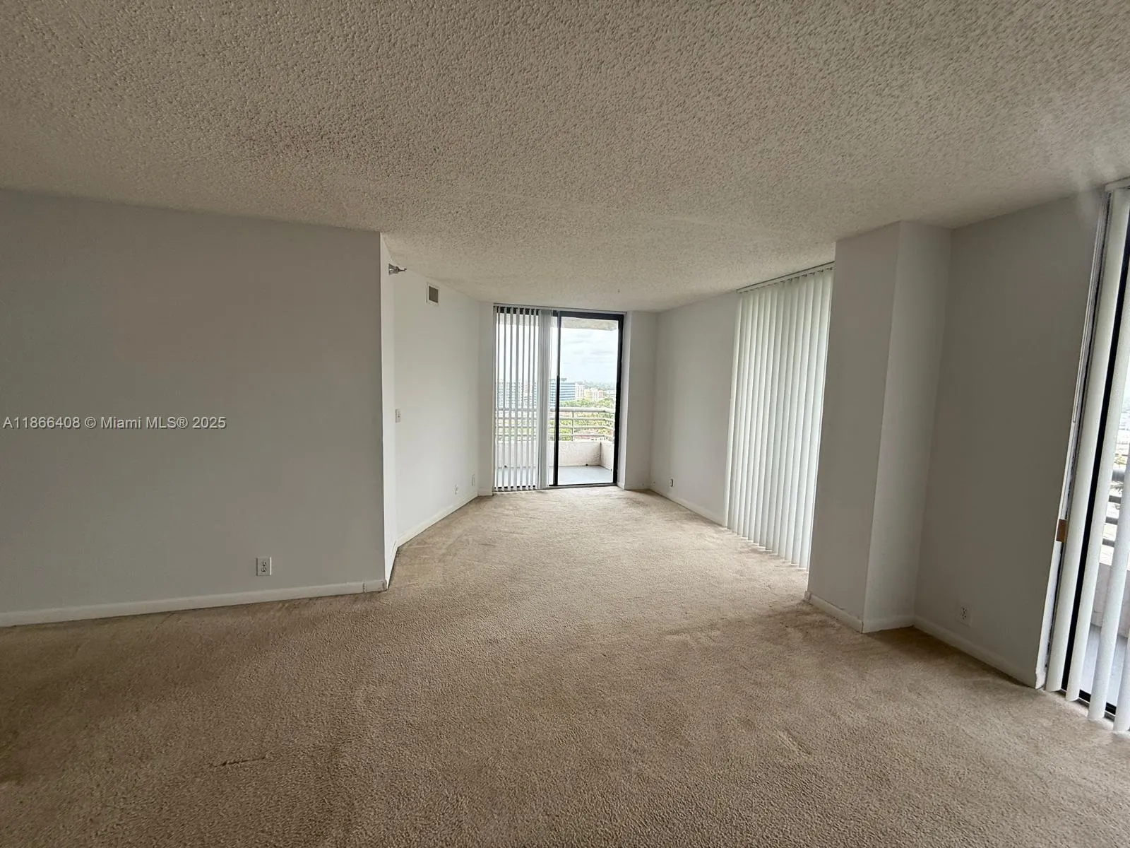 3300 NE 191st St, #1801