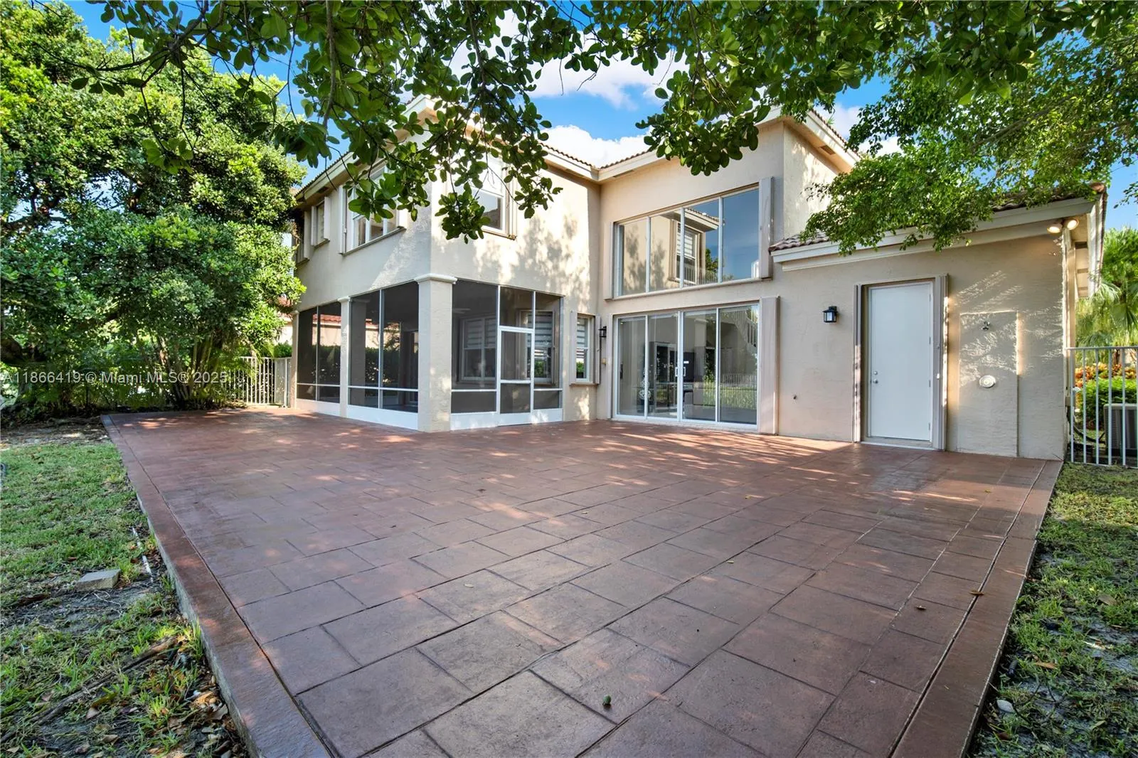 18708 Ocean Mist Dr