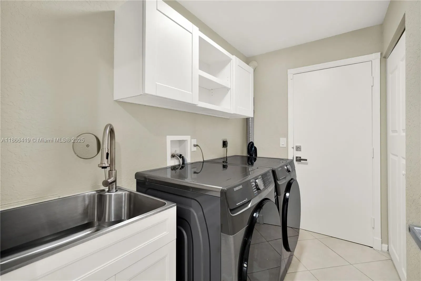 18708 Ocean Mist Dr