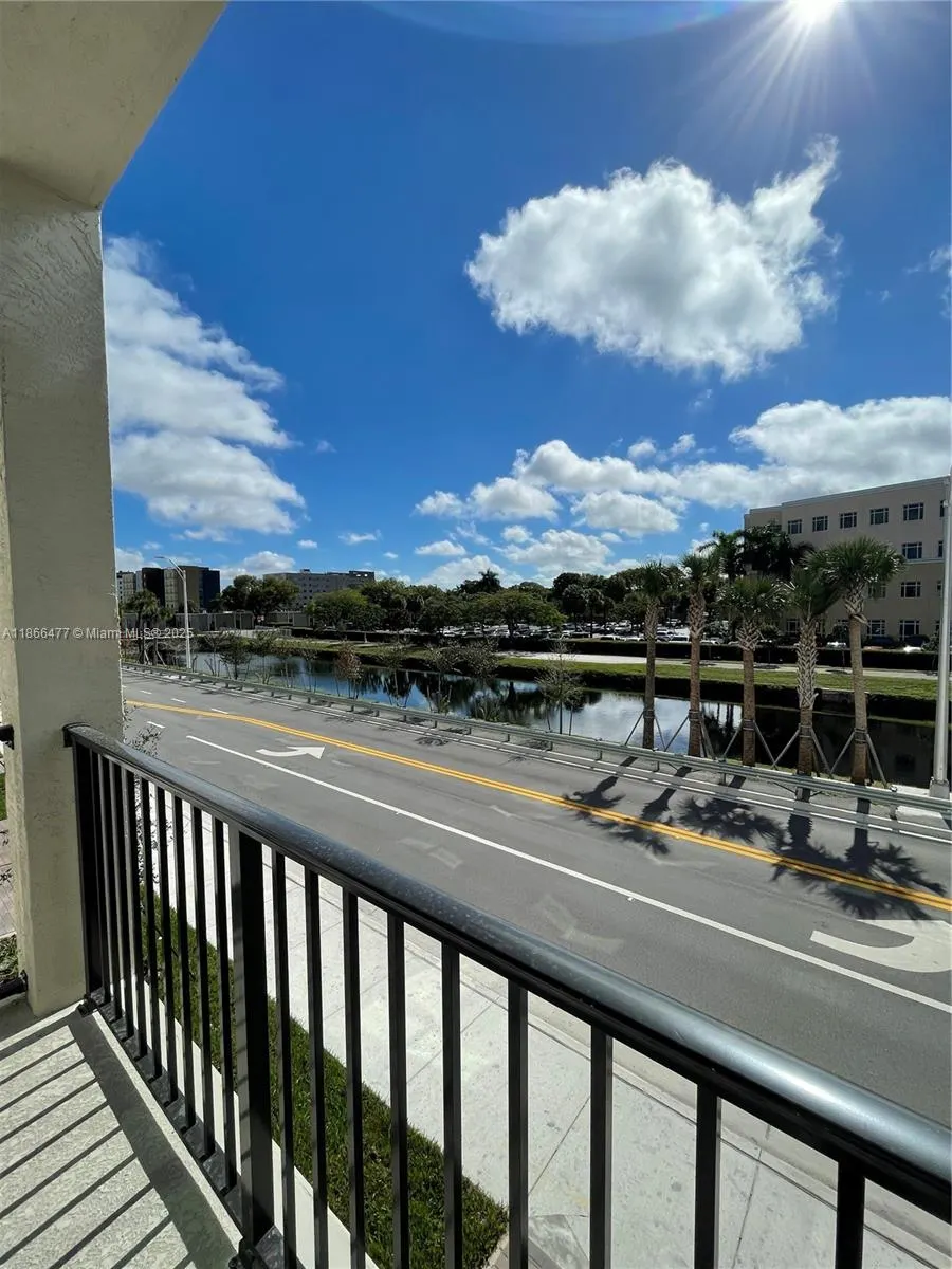 8265 NW 41st St, #C-107