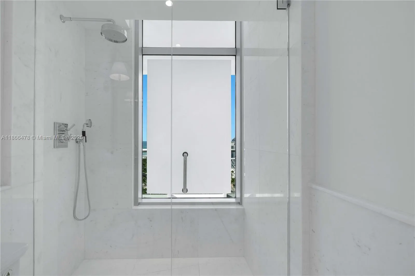 3737 Collins Ave, #S-1603