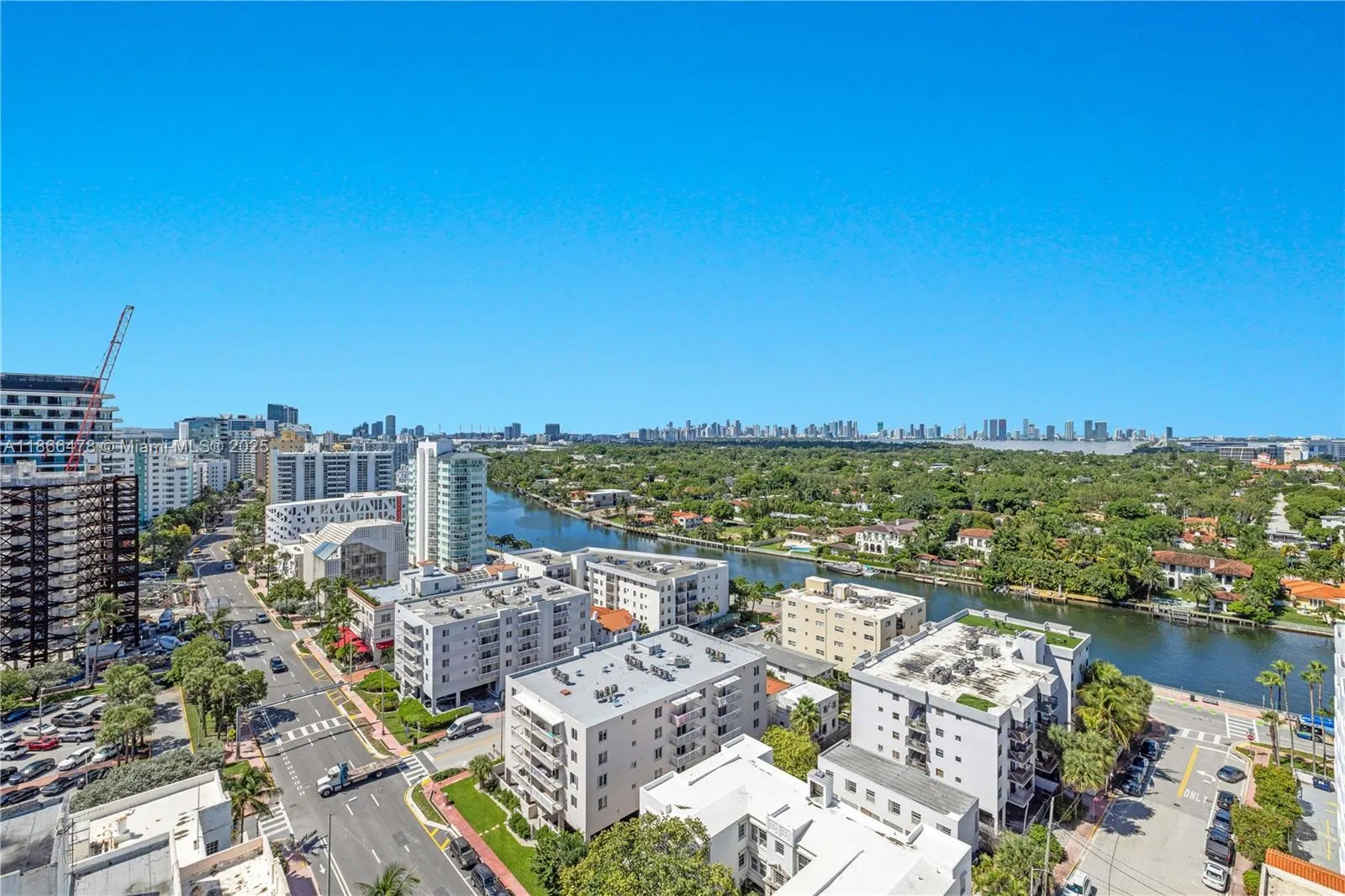 3737 Collins Ave, #S-1603