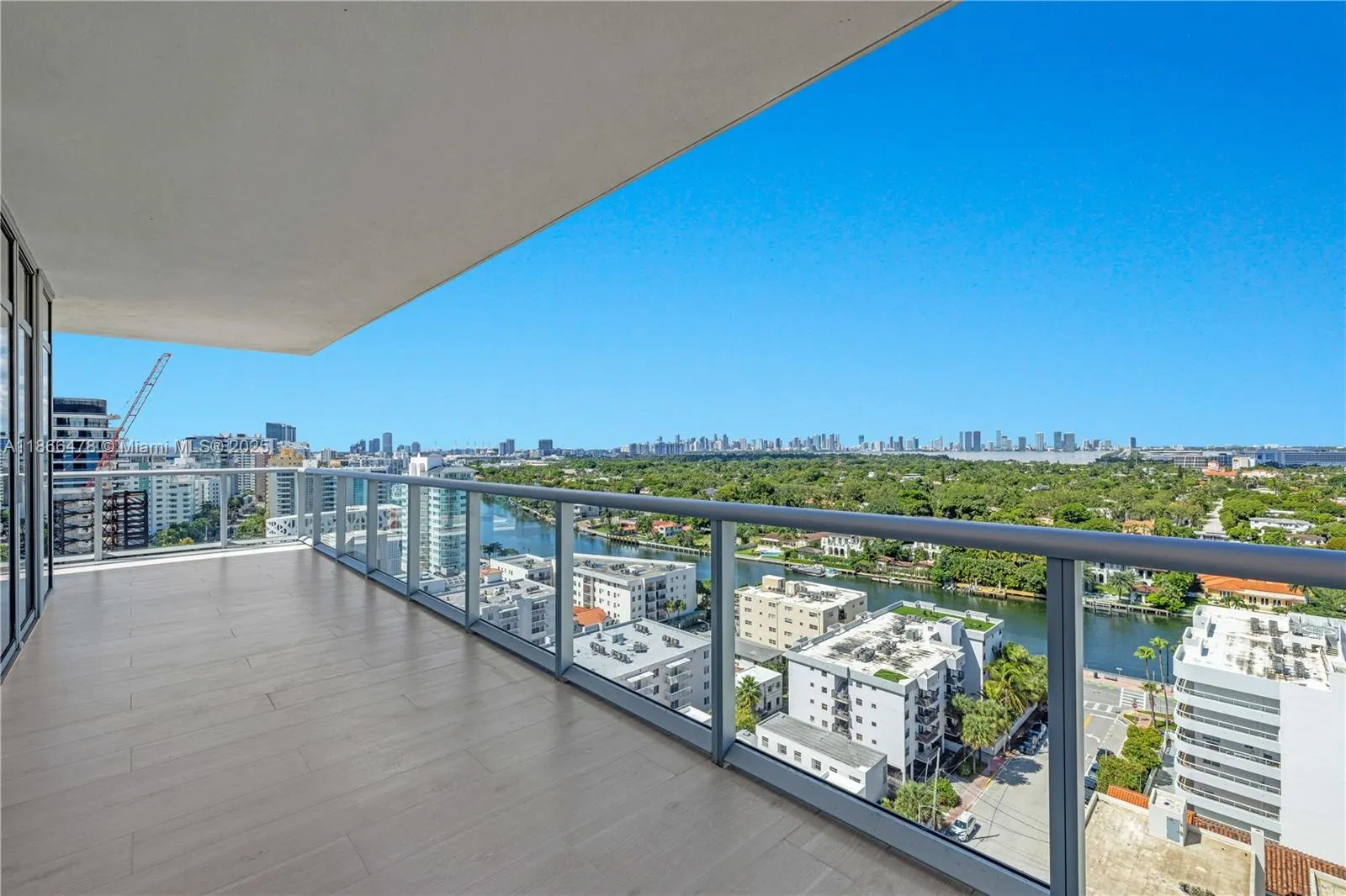 3737 Collins Ave, #S-1603