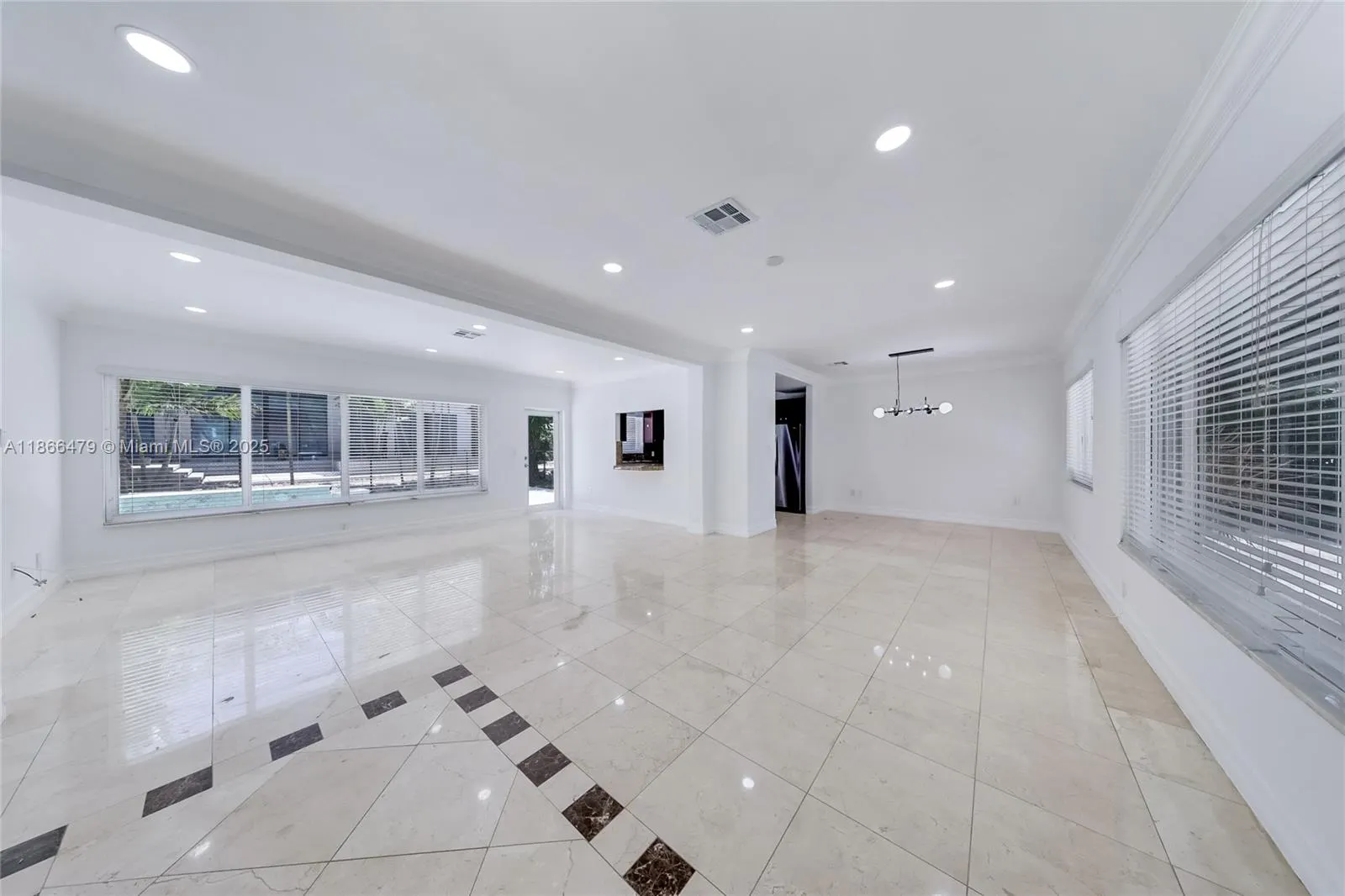 1410 Bird Rd