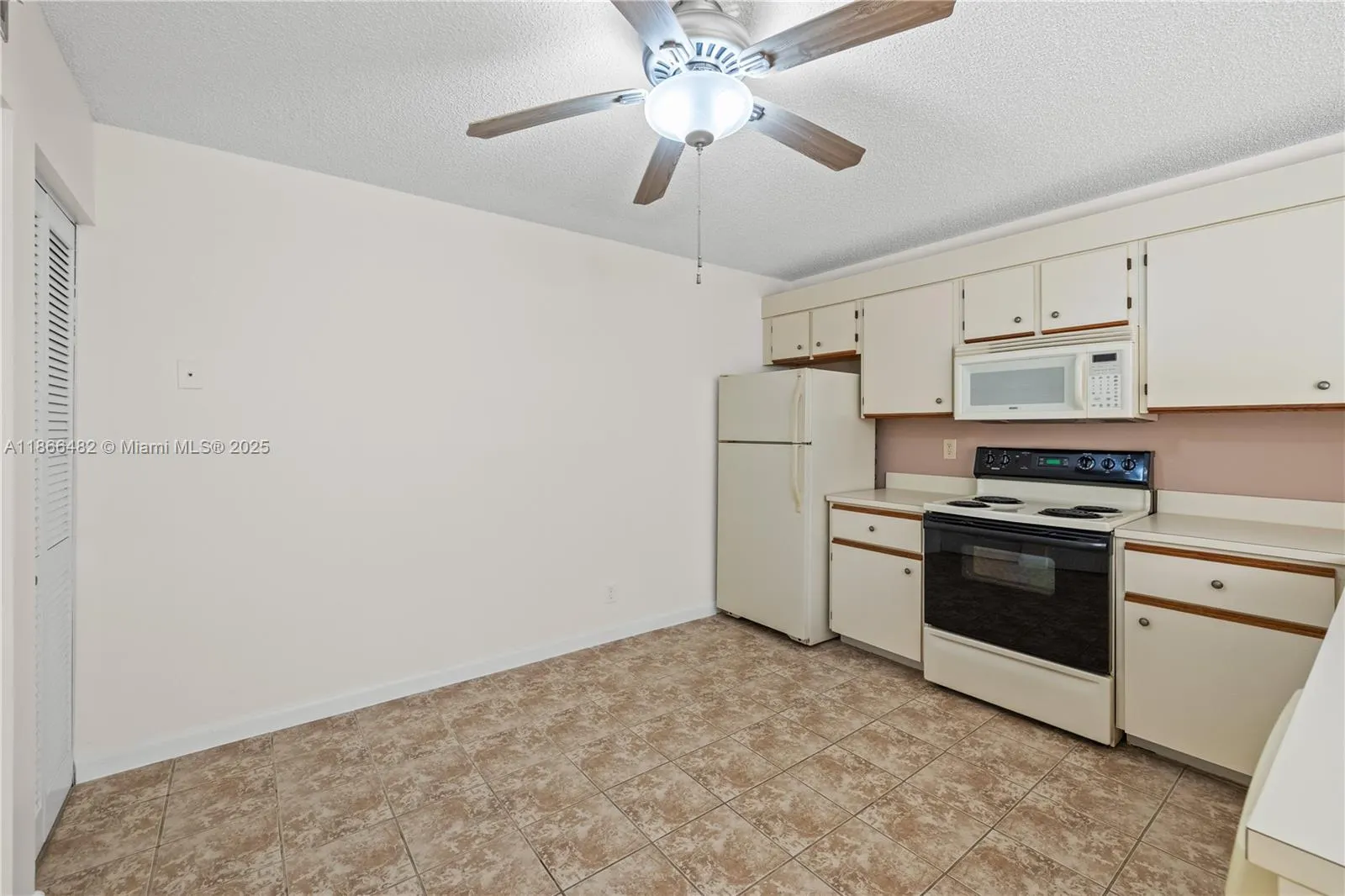 10105 W Sunrise Blvd, #104
