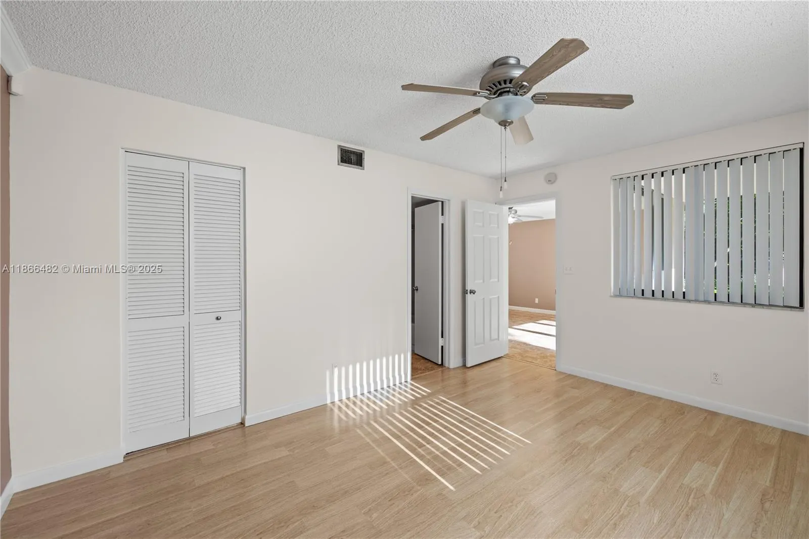 10105 W Sunrise Blvd, #104