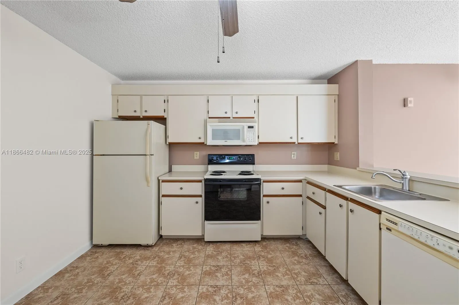 10105 W Sunrise Blvd, #104