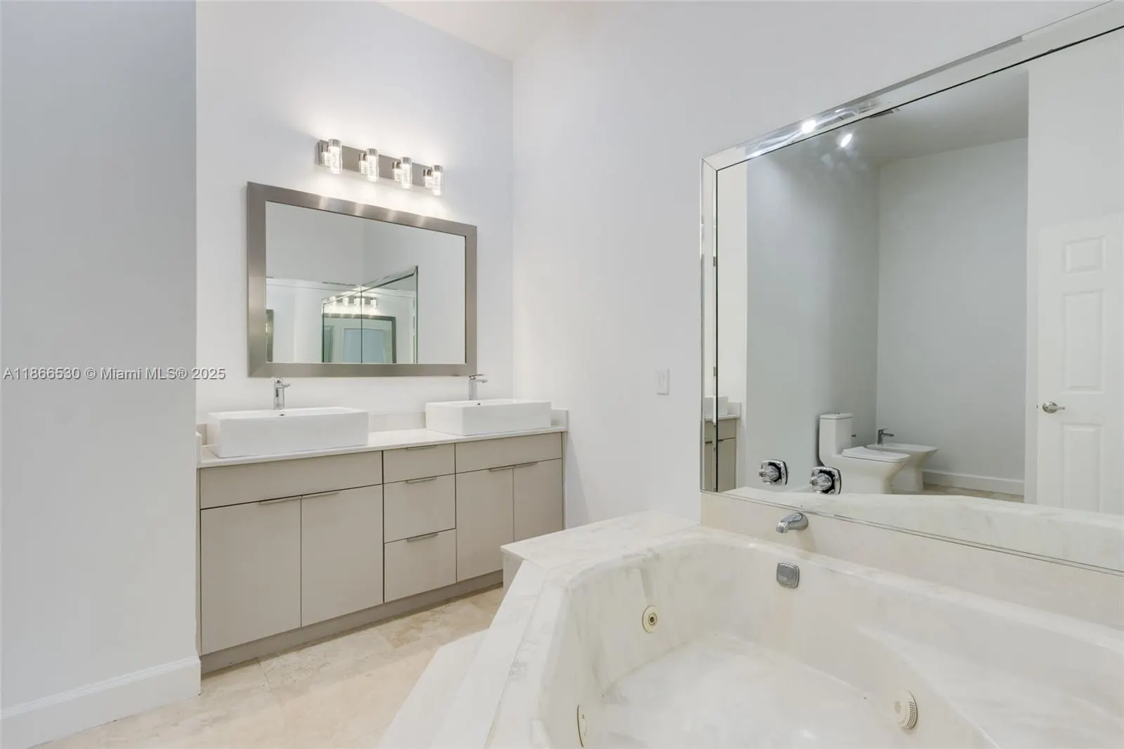 3776 NE 166th St, #108