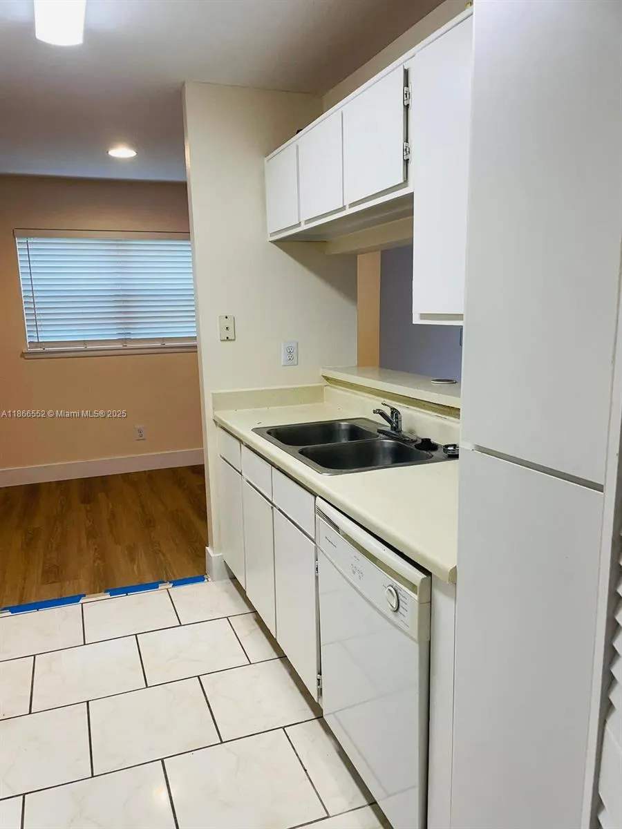 4085 NW 87th Ave, #4085