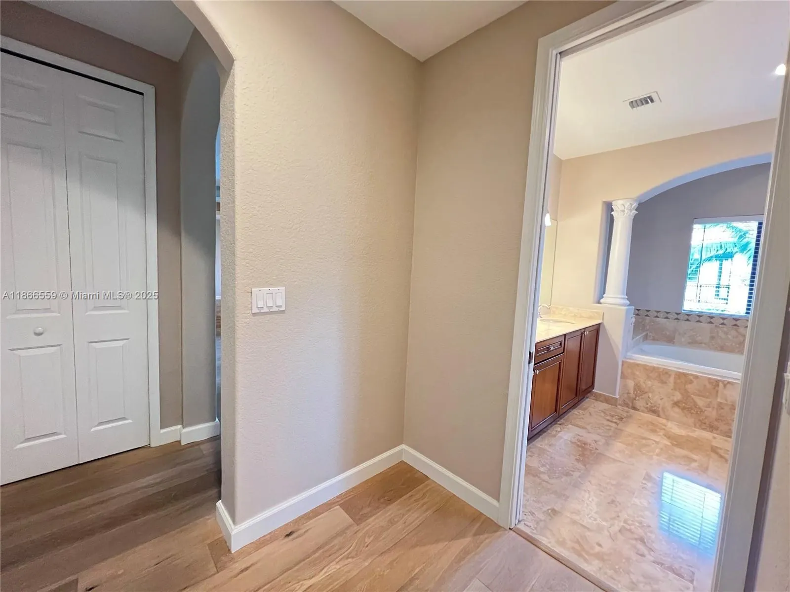 7961 SW 195th Ter