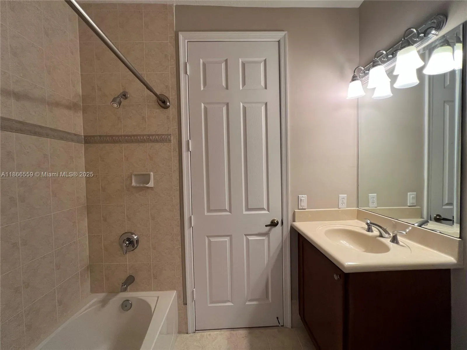7961 SW 195th Ter