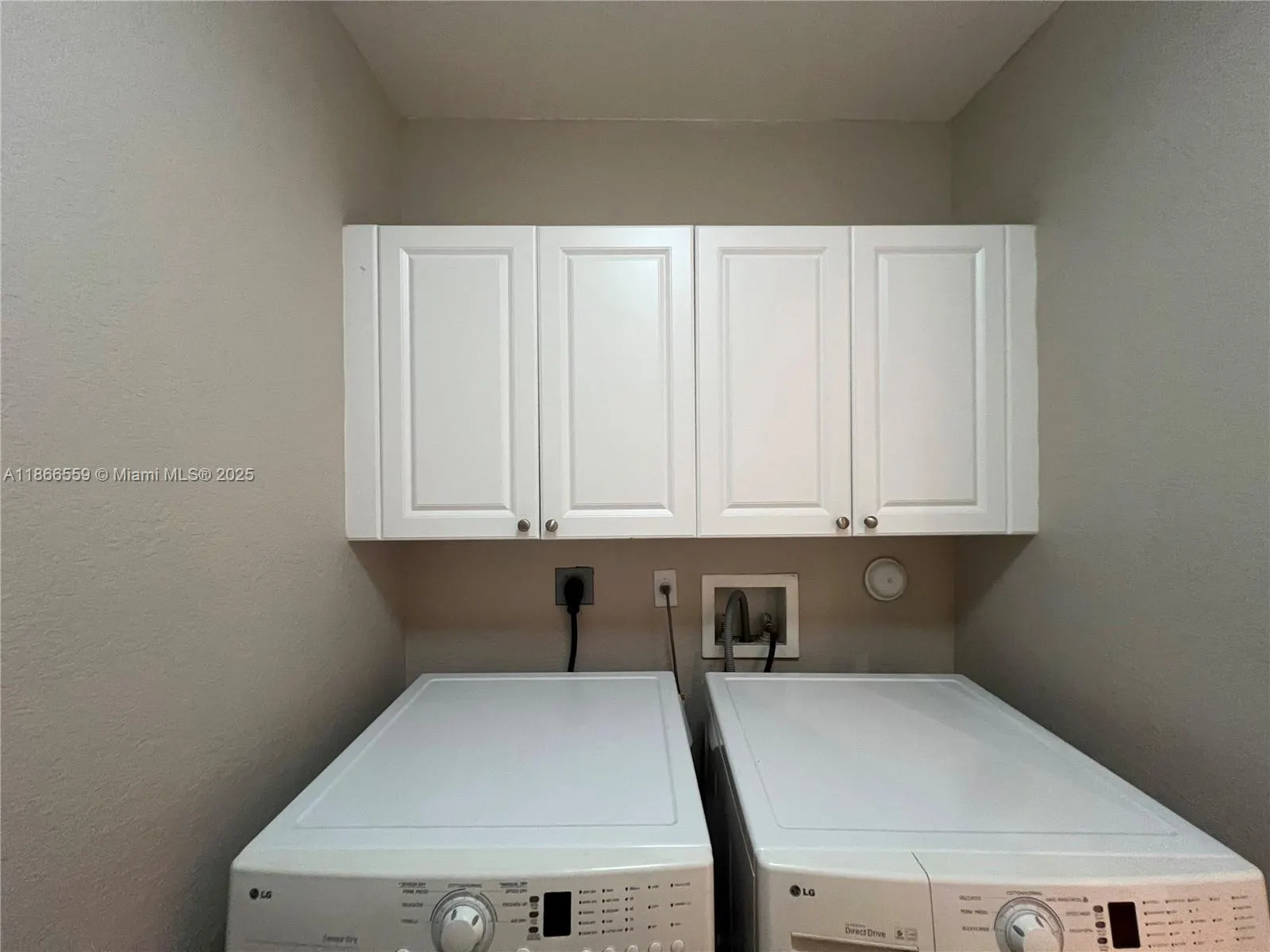 7961 SW 195th Ter
